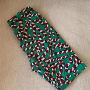 Lularoe Candy Cane leggings OS